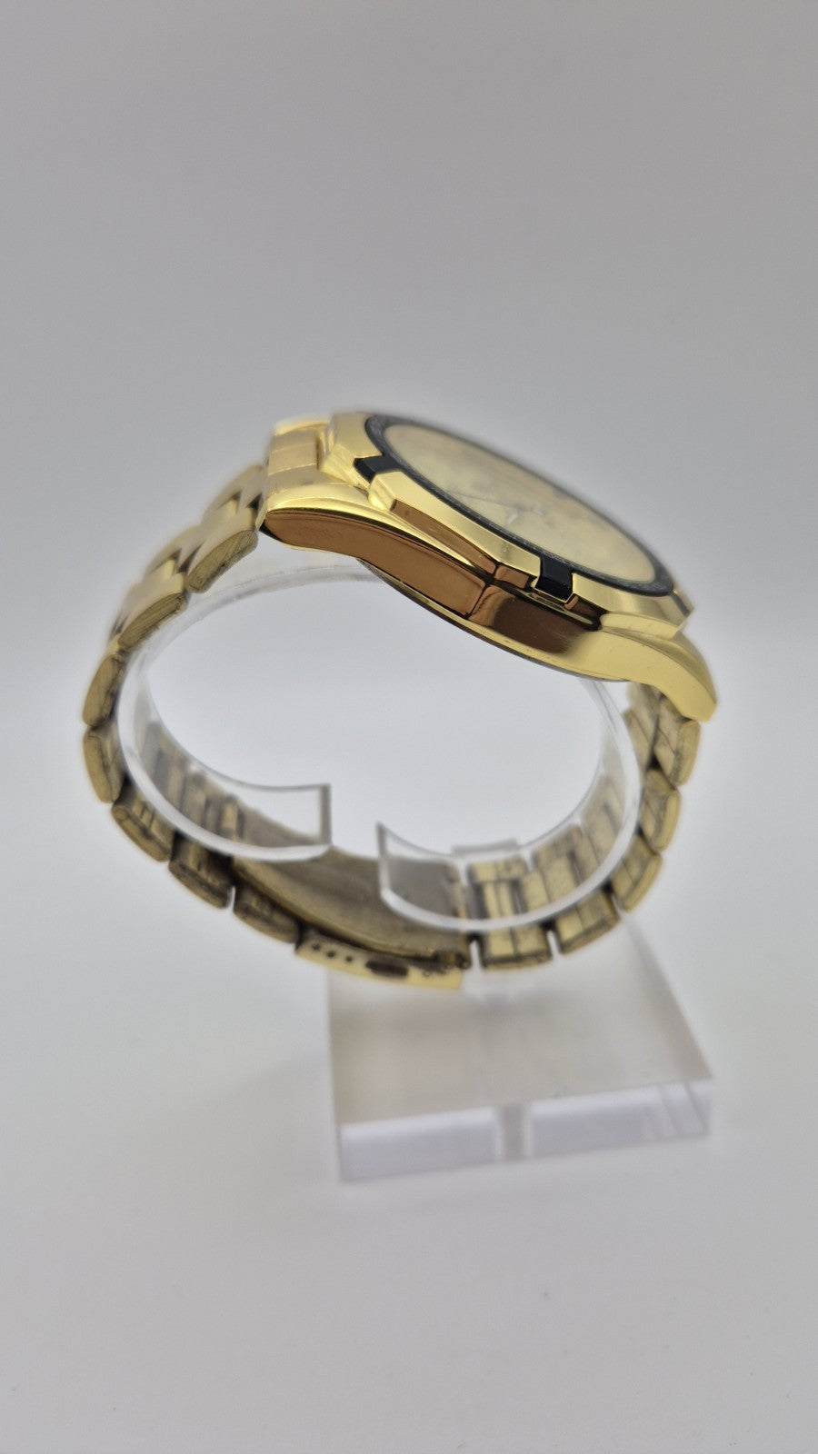 Oruss 1853 men's gold-tone quartz chronograph watch featuring a black tachymetre4