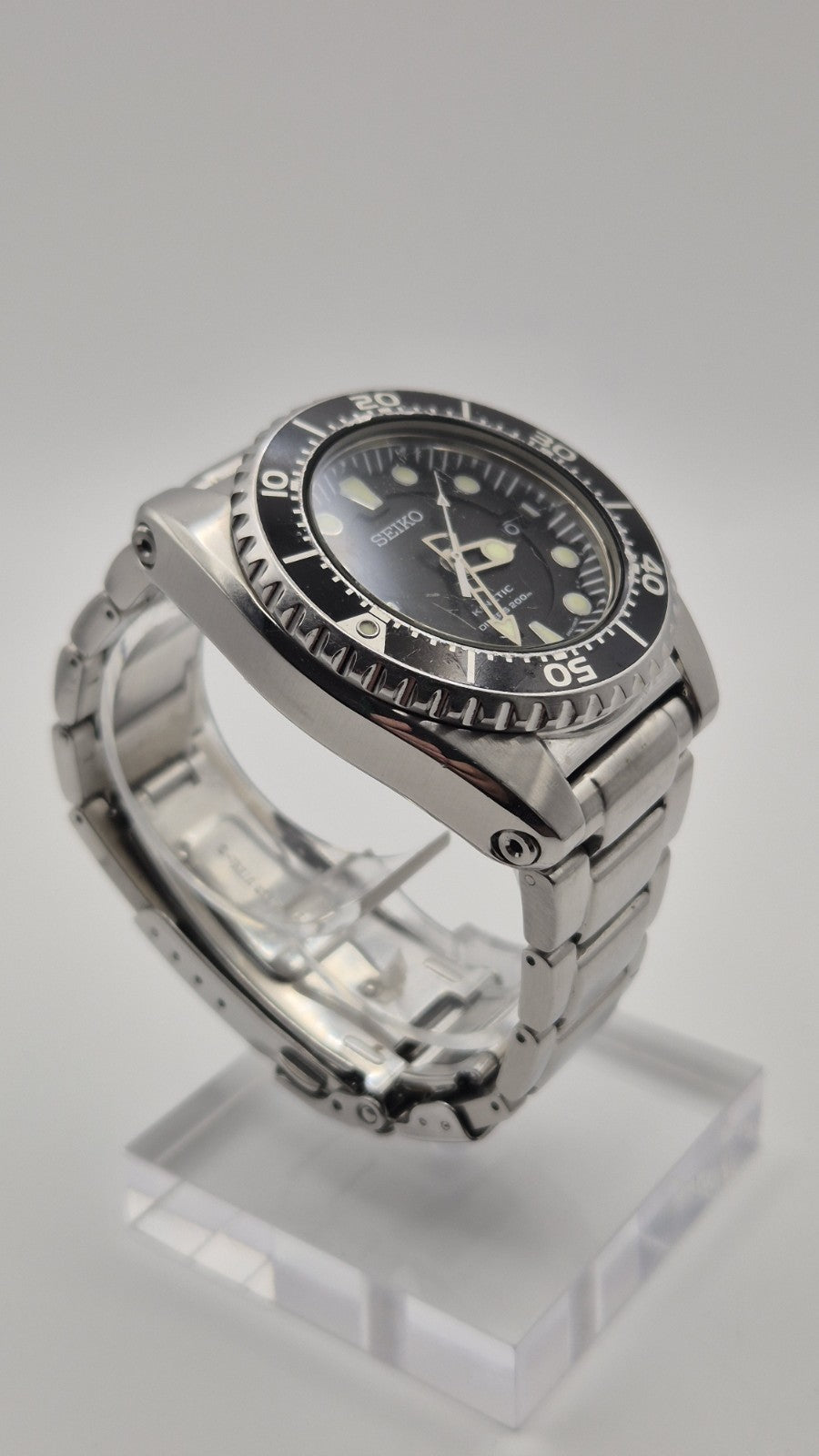 Seiko Kinetic Diver 200m watch 5M62-0BL03
