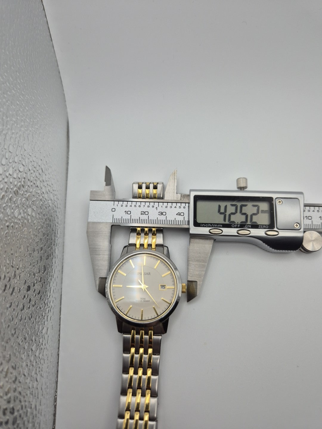 Pulsar Quartz men's watch 19