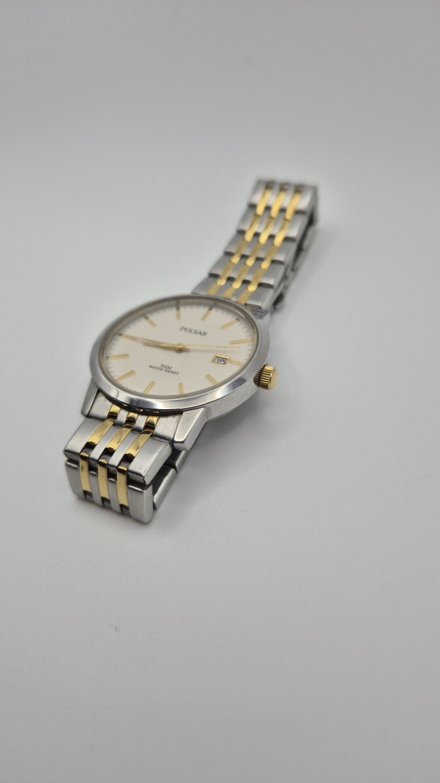 Pulsar Quartz men's watch 2