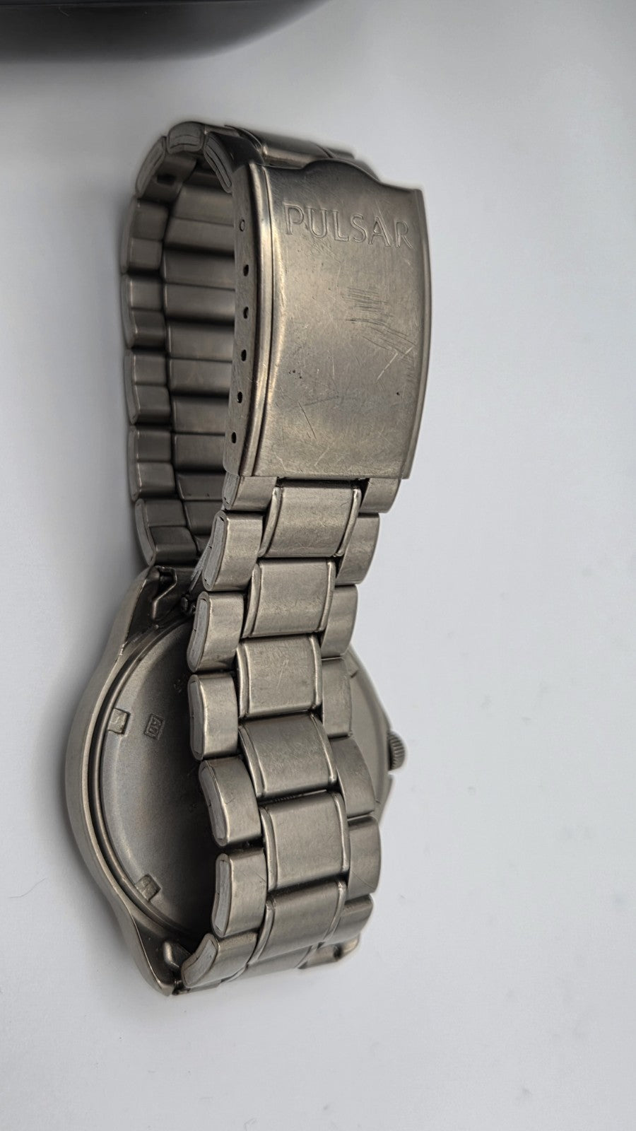 vintage Mens Pulsar Titanium VX42-X065  quartz watch  7