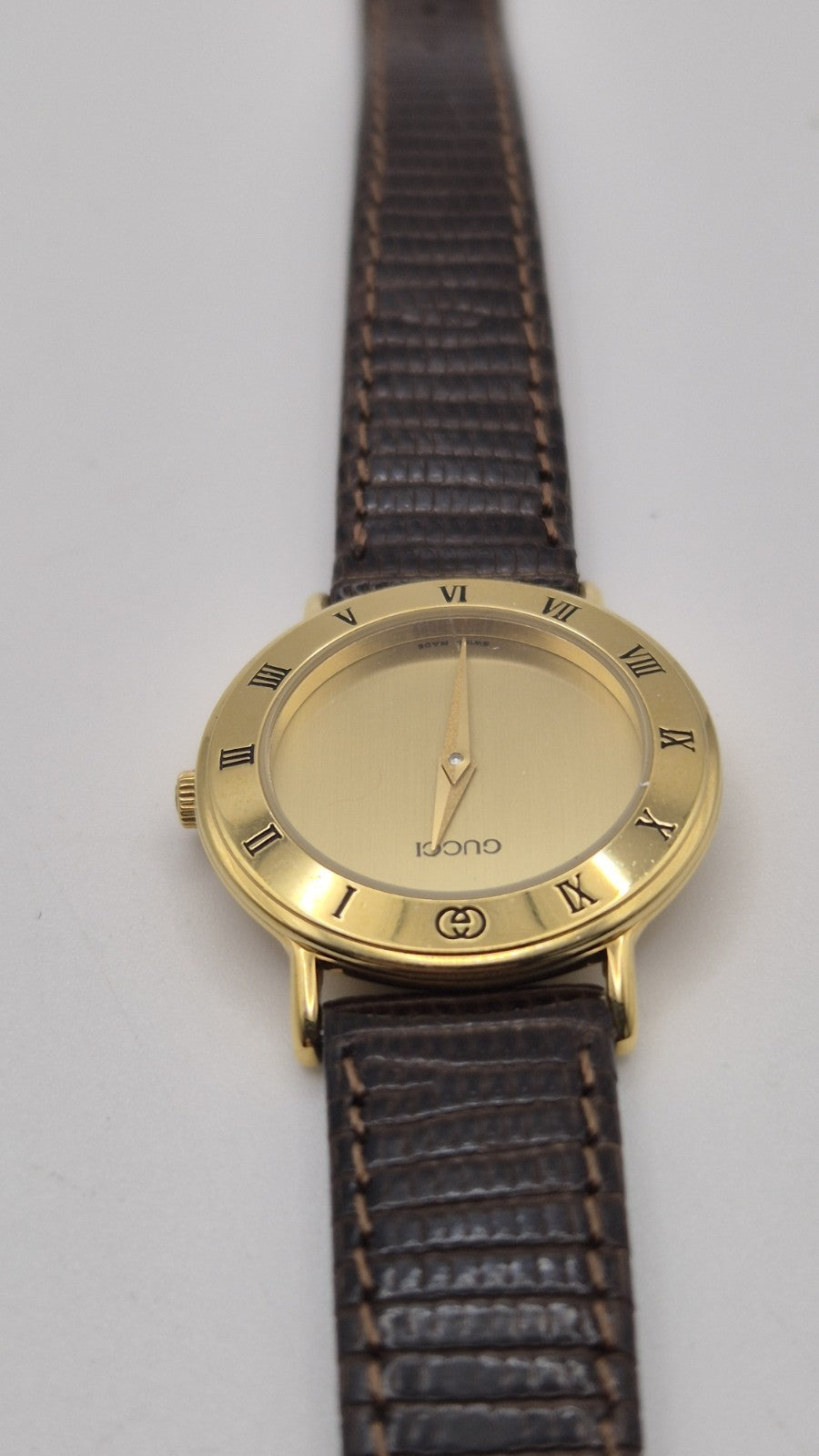 GucciGold 3000.2.L A new strap and a new battery21
