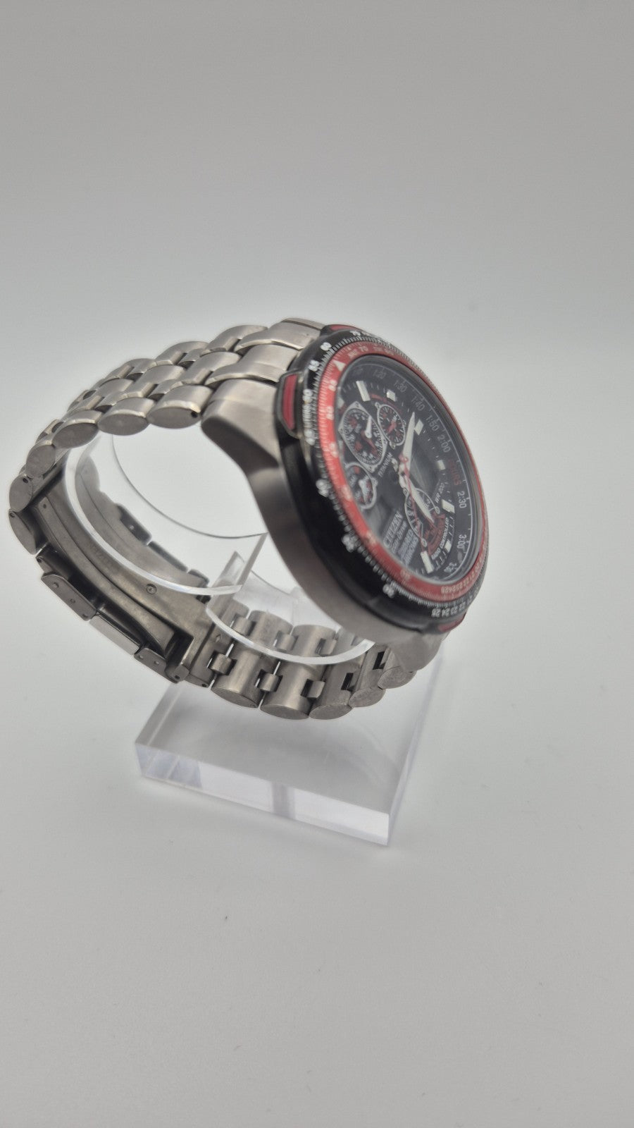 Citizen Red Arrows Skyhawk A.T watch featuring a Titanium case and bracelet3