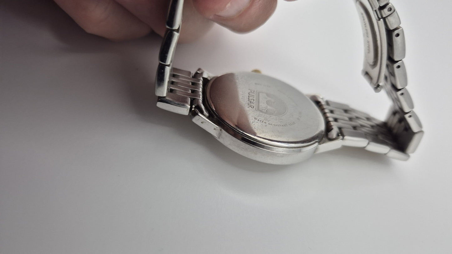 Pulsar Quartz men's watch 13