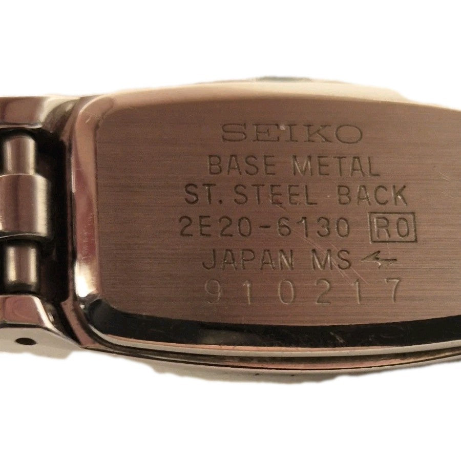Seiko 2E206130 quartz watch8