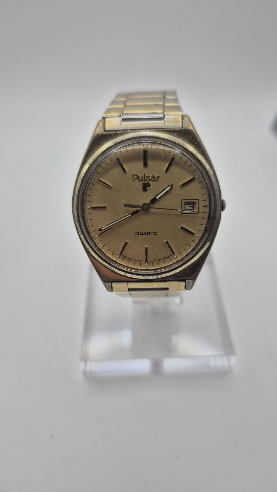 Pulsar quartz watch, model Y562-81590