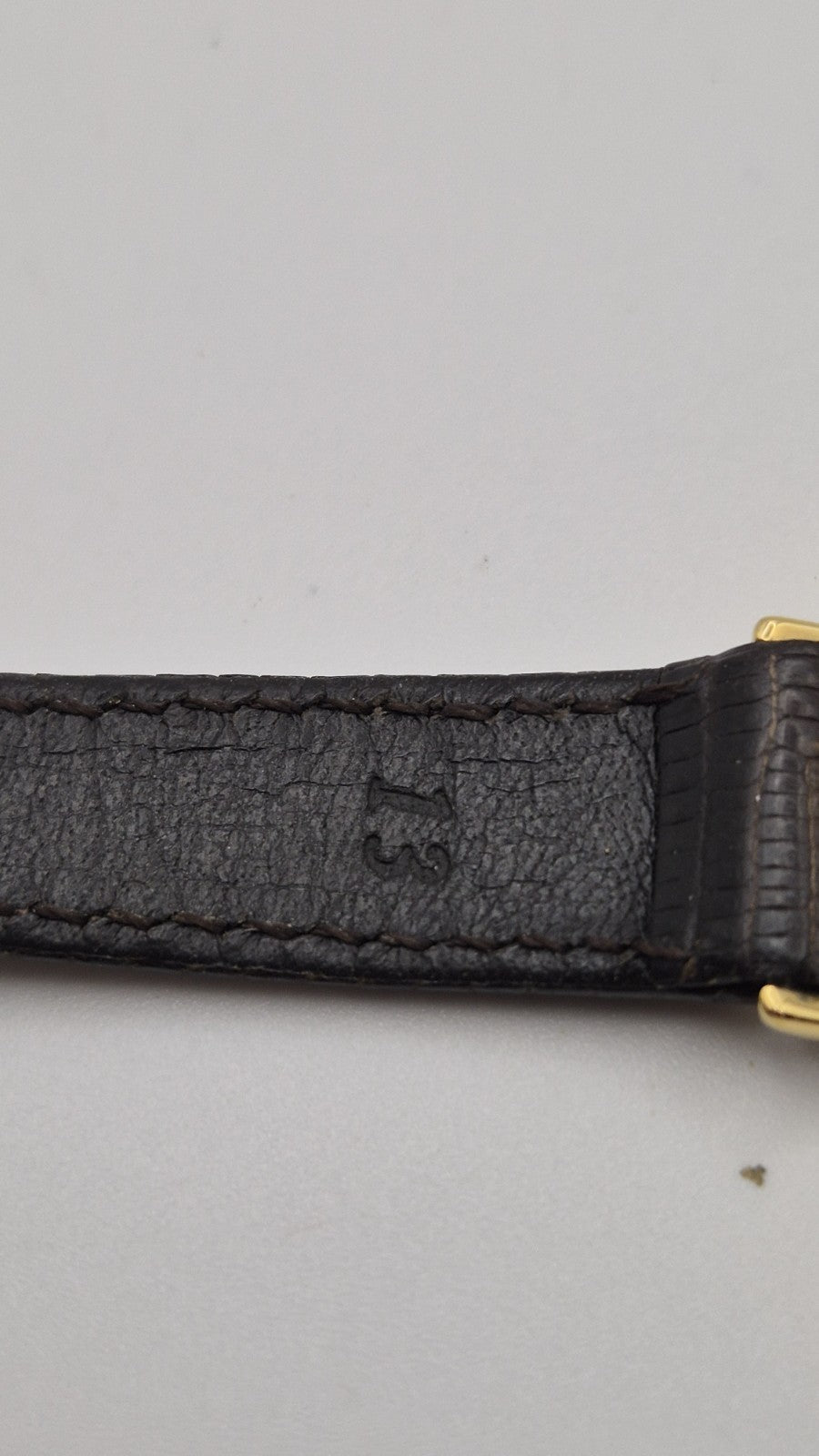 GucciGold 3000.2.L A new strap and a new battery12