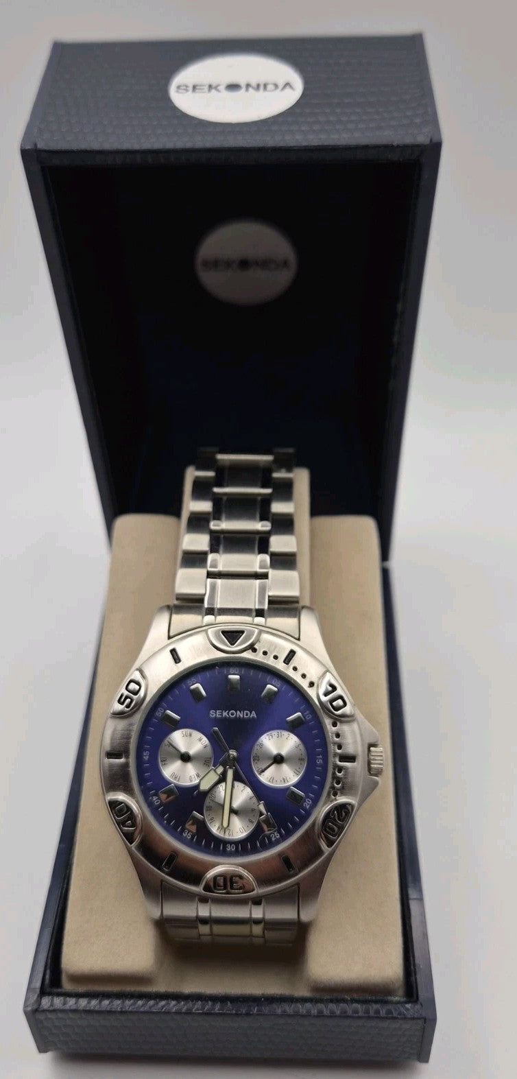 Sekonda 3592-AKV men's sports wristwatch featuring a blue dial Working0