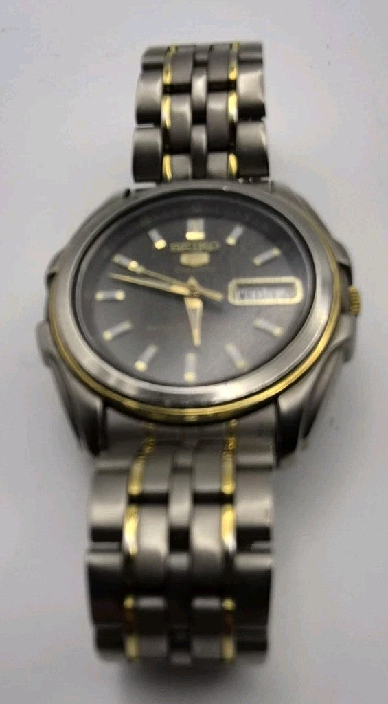 Seiko - 5 Superior Titanium Automatic Watch. Seiko cal. 7S36 Automatic movement.8