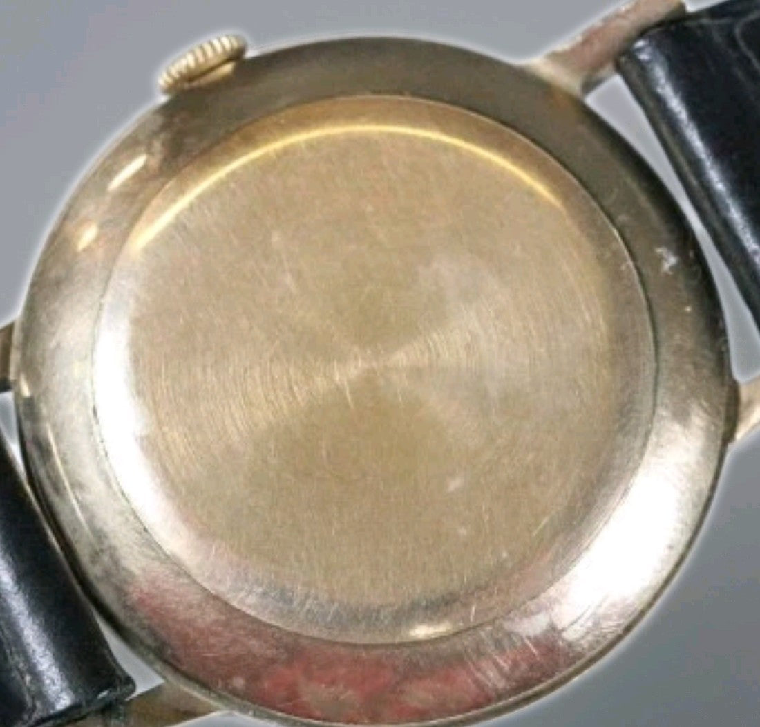 9ct gold Smiths Everest wrist watch. Working4
