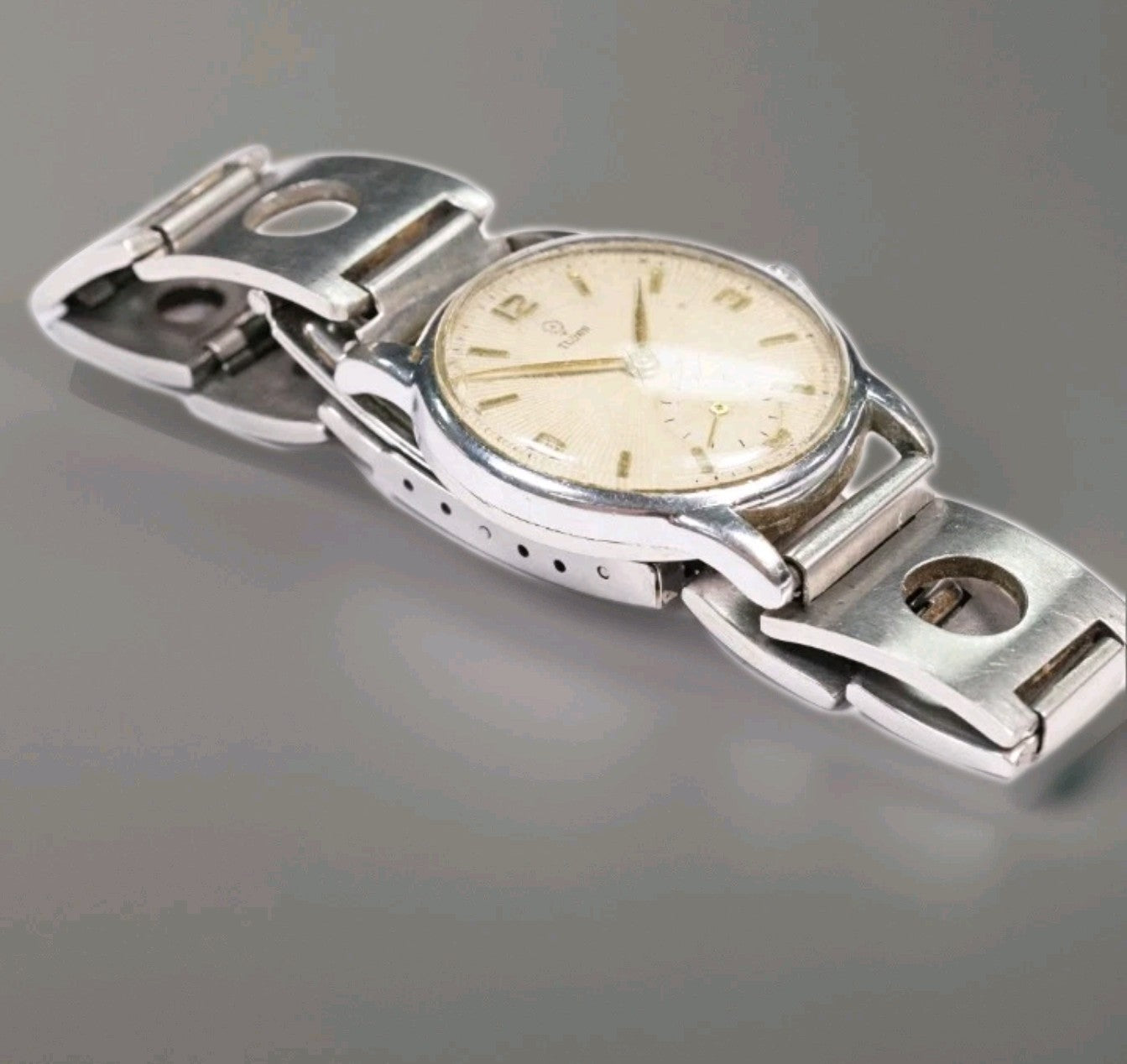 Mens Tudor mid 20th Century wrist watch2