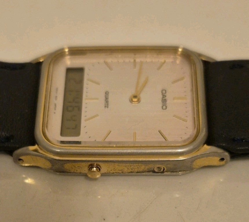 Vintage Casio AQ-706 analog-digital watch2