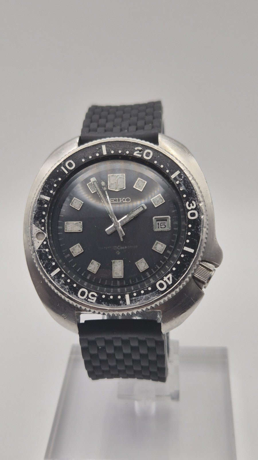 Seiko 6105  8110 'Willard' Diver Watch Vintage with waffle strap2