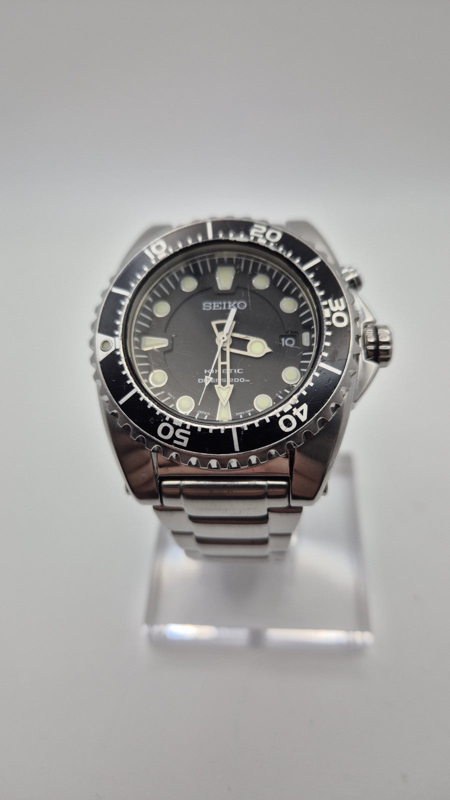 Seiko Kinetic Diver 200m watch 5M62-0BL00