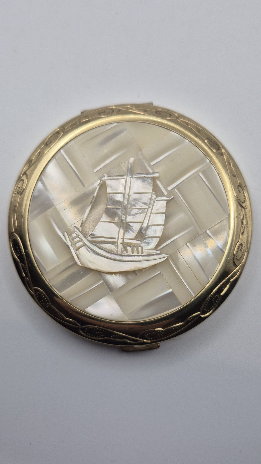 Vintage Mother of Pearl ship compact mirror0