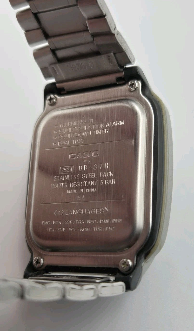 Casio DB-37H 2524 Multi Lingual Data Bank Illuminator Vintage Watch14