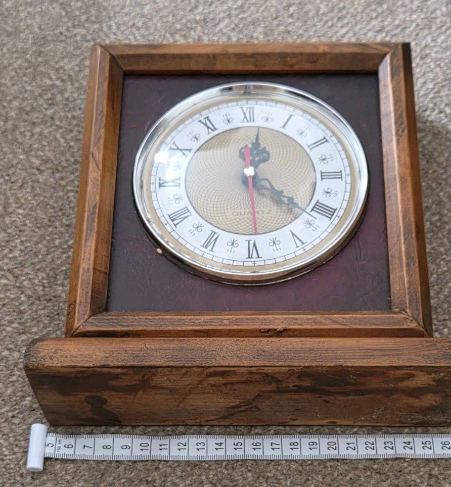 Wood QuartzMantel Clock3