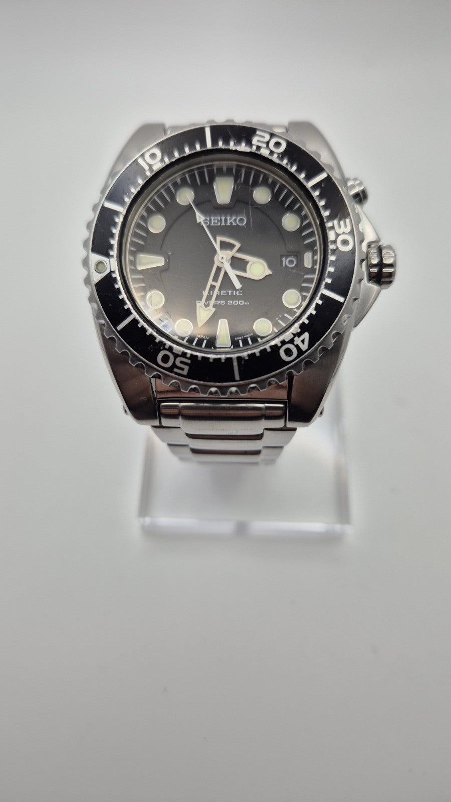 Seiko Kinetic Diver 200m watch 5M62-0BL01