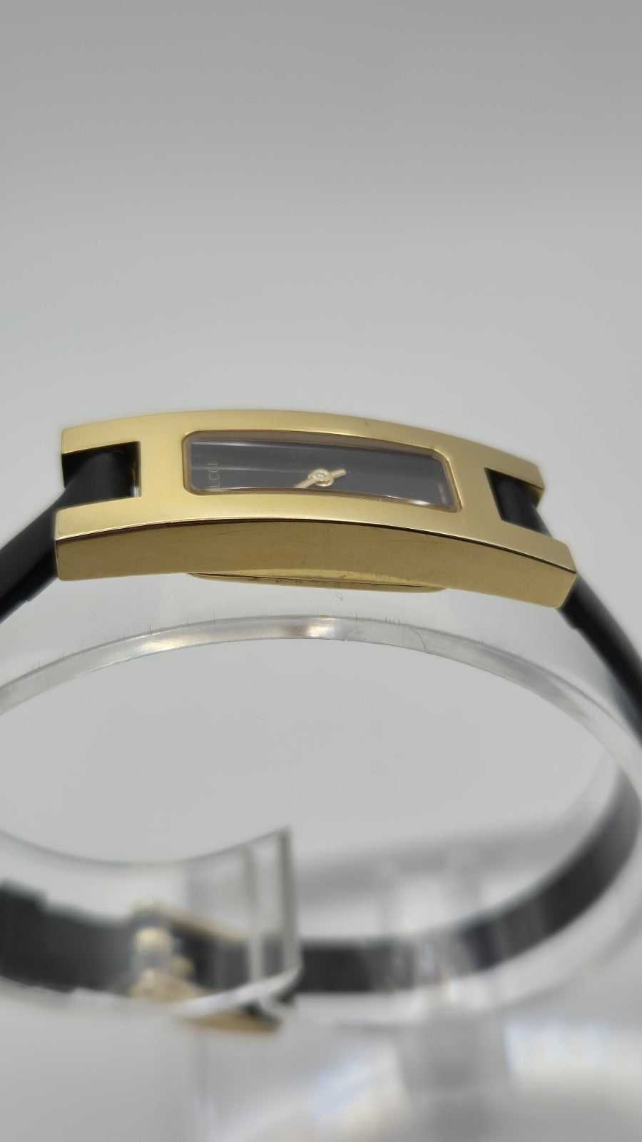 Gucci 3900L Gold Black Qz Women's Watch Vintage Used Working4