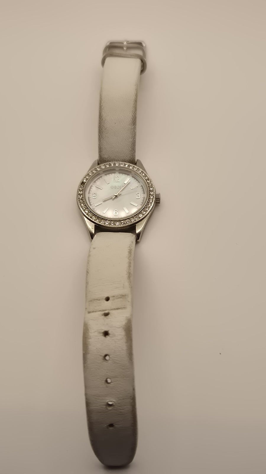 Oasis women's quartz watch3
