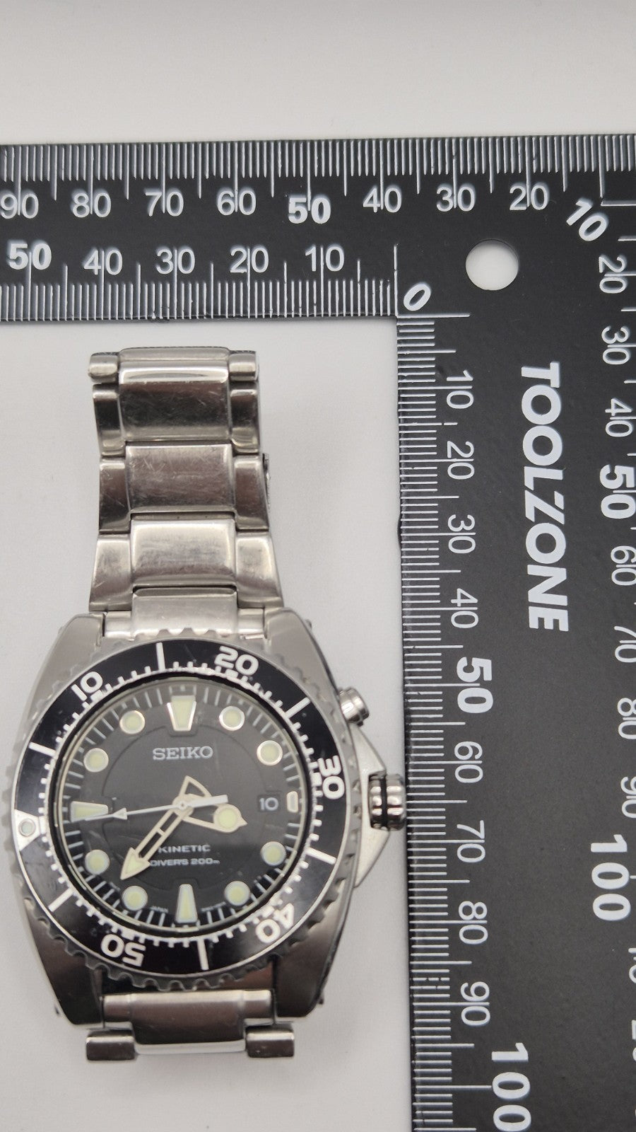Seiko Kinetic Diver 200m watch 5M62-0BL022