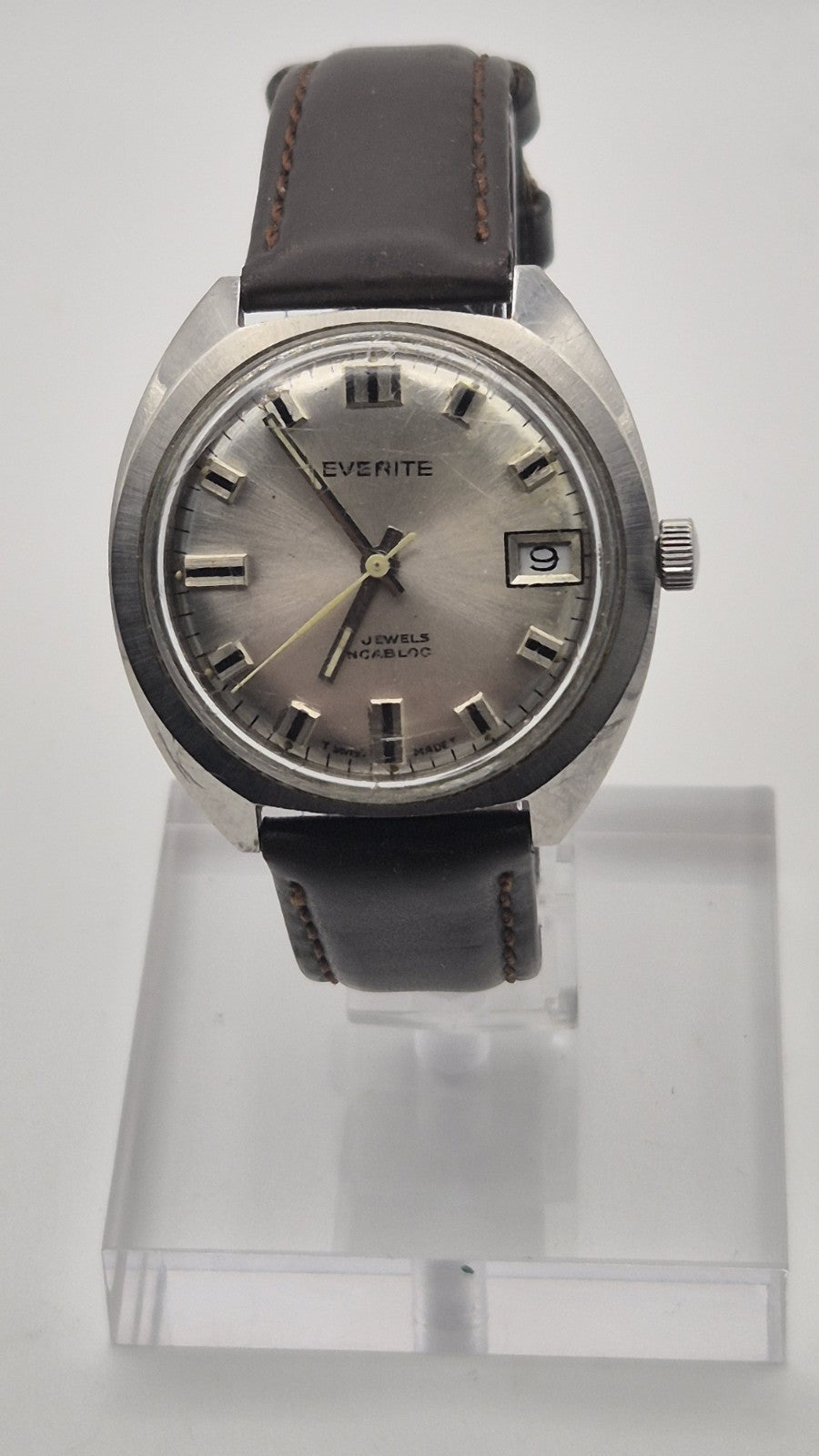 Vintage Everite 17 Jewels Incabloc Swiss Made Mens Mechanical Watch0