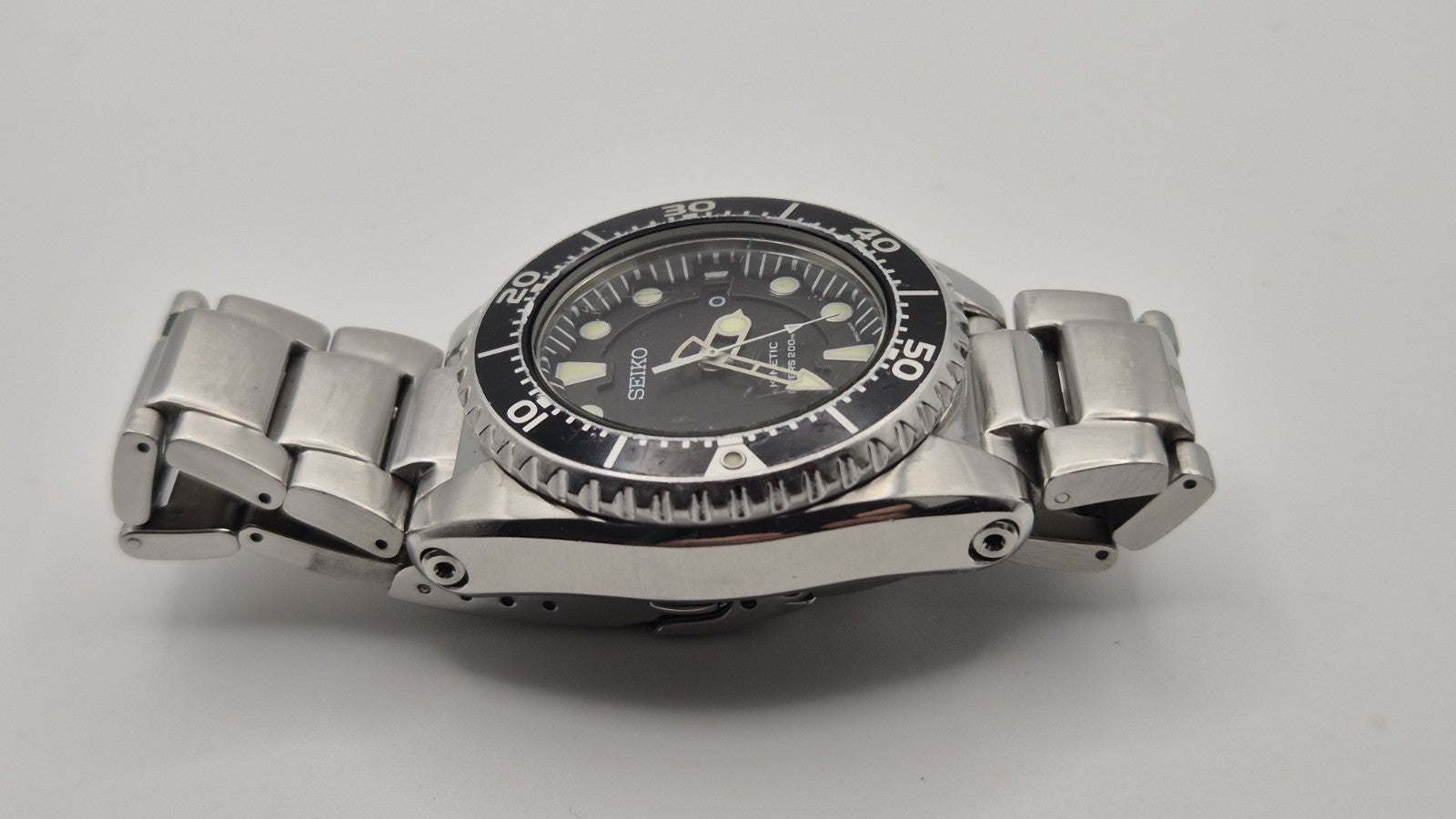 Seiko Kinetic Diver 200m watch 5M62-0BL015