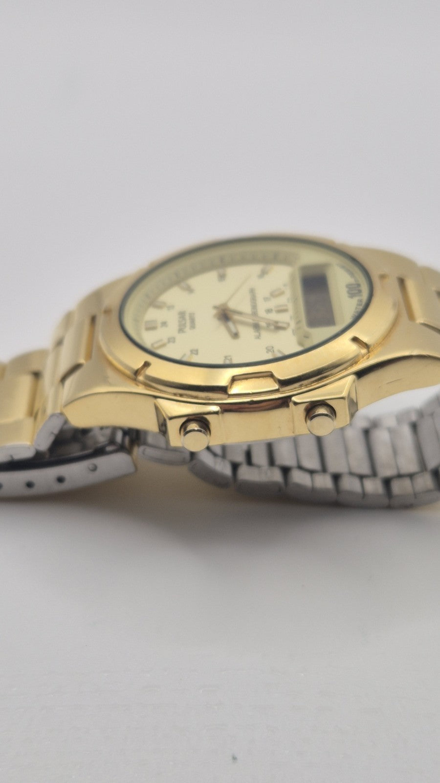 Vintage Men’s Pulsar Analog Digital Chronograph Watch V041-903010