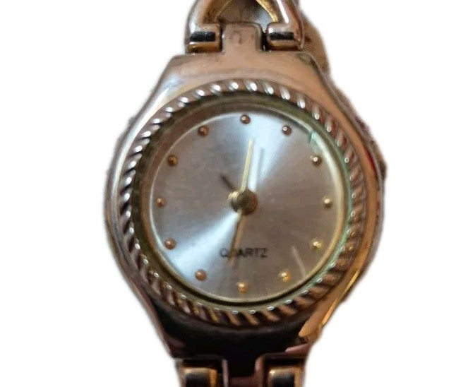 Ladies Unbranded Quartz Wristwatch0