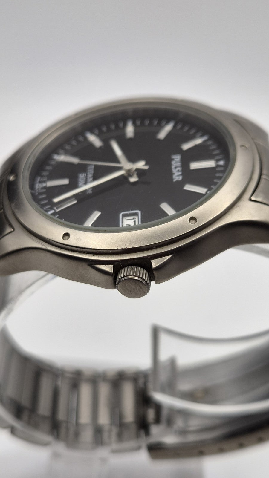vintage Mens Pulsar Titanium VX42-X065  quartz watch  14