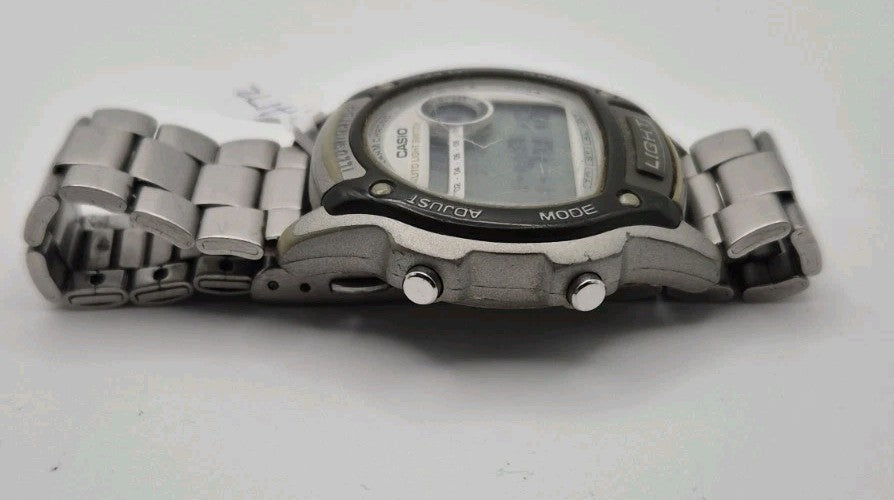 Casio W-94H Digital Illuminator Watch1
