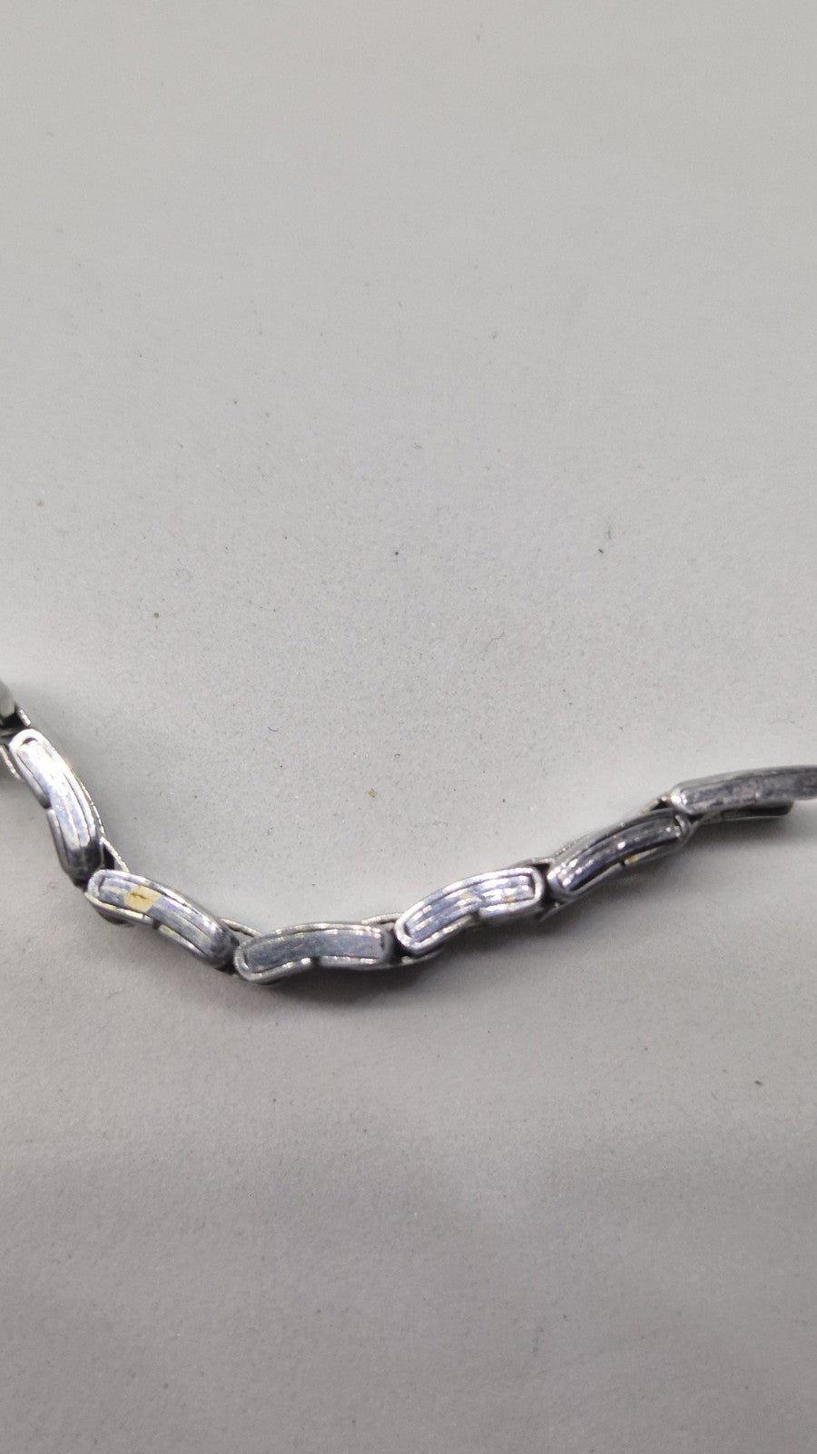Hana Quartz ladies' watch with a silvercoloured bracelet12
