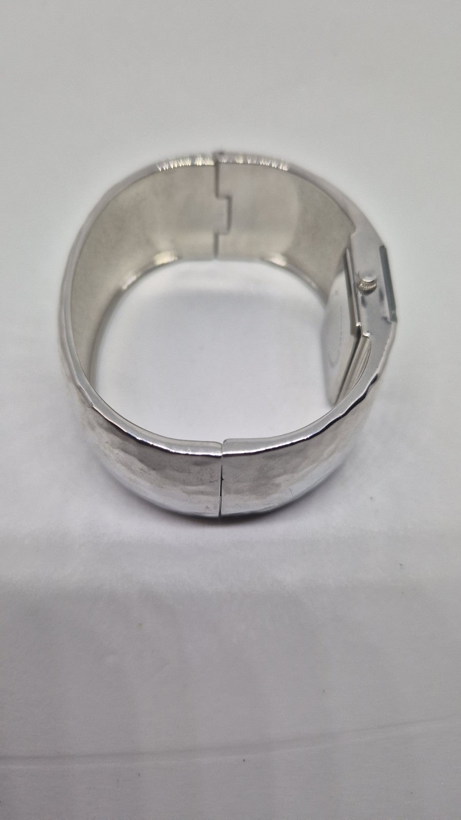 A Very Attractive Bracelet Watch In Working Order8
