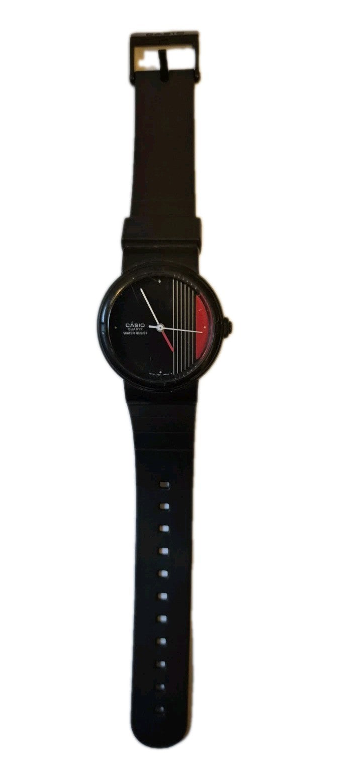 Vintage Men's Casio Quartz MQ-14W 317 watch8