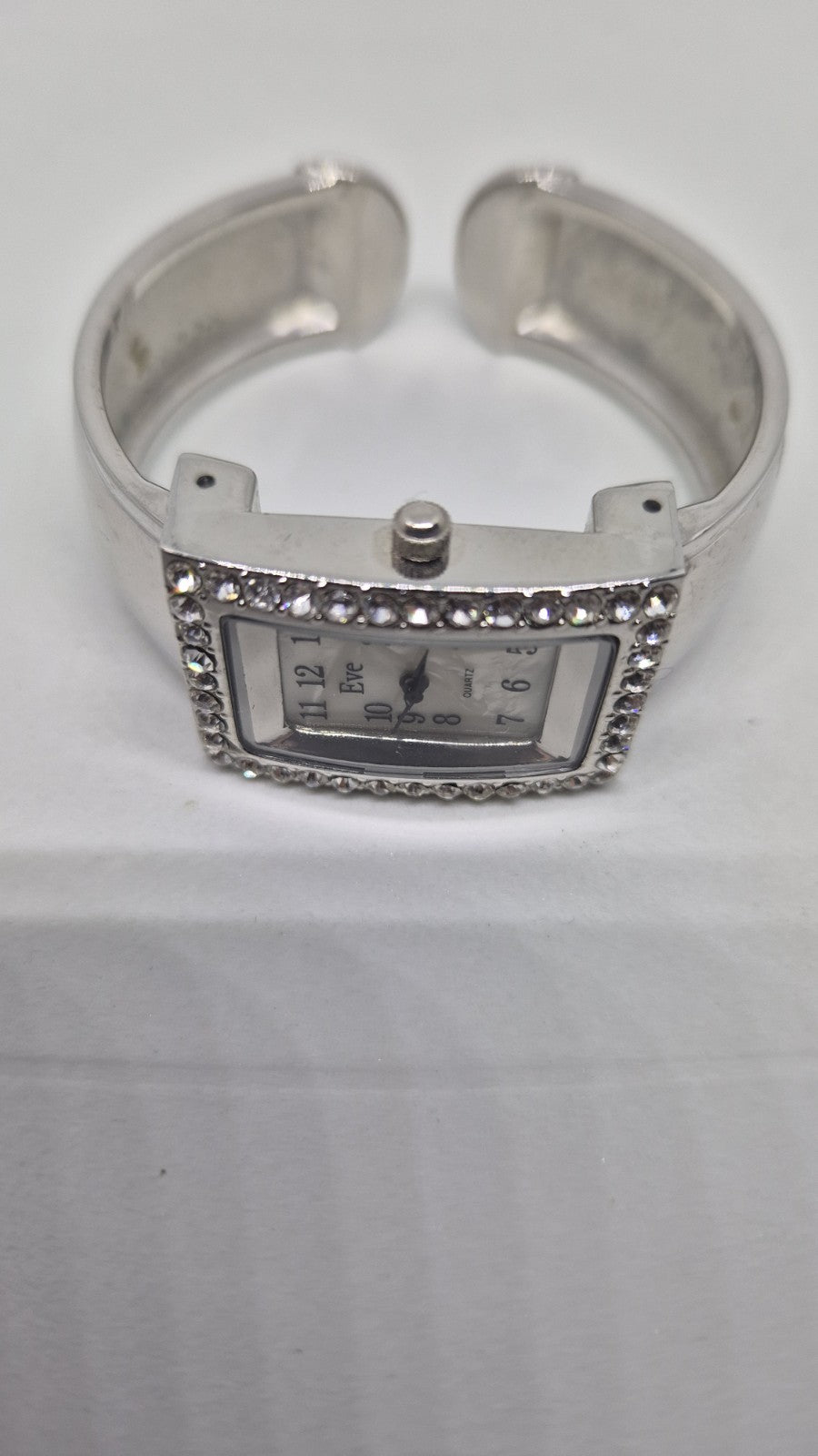 Eve Collection Vintage Women's Quartz Wrist Watch1