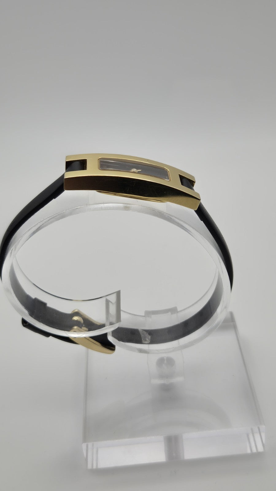 Gucci 3900L Gold Black Qz Women's Watch Vintage Used Working3