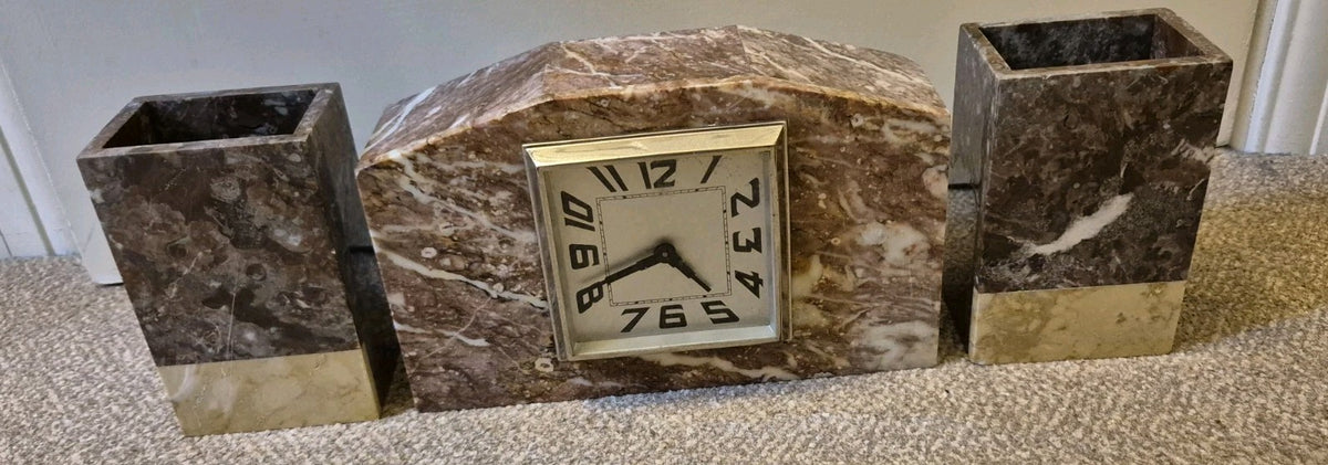 Art Deco marble mantel clock set with matching garniture vases0