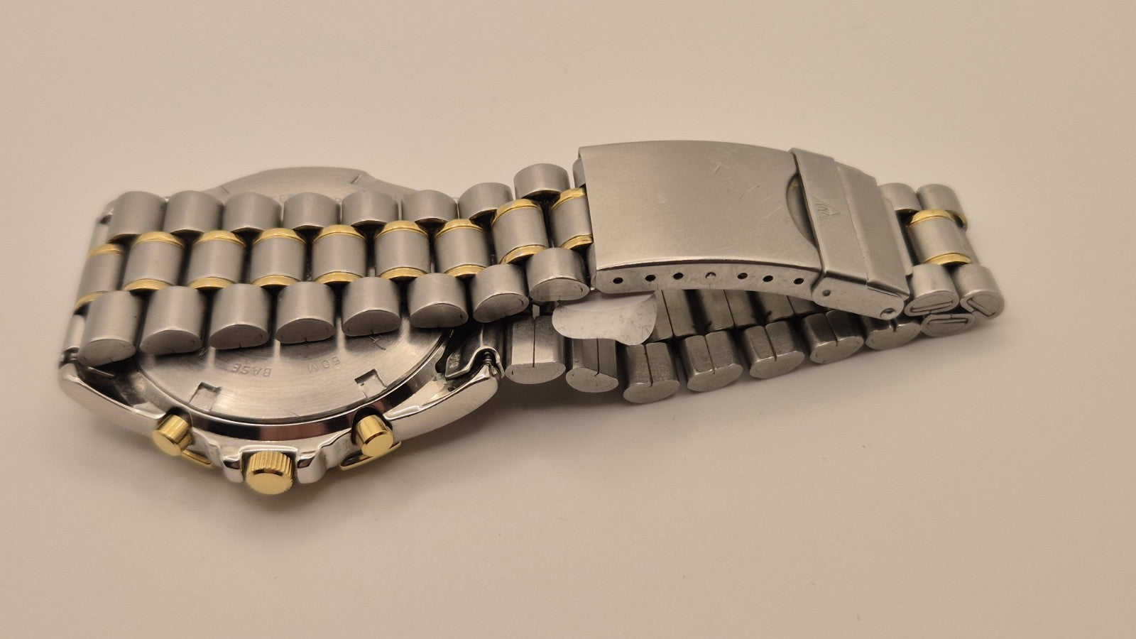 Accurist Chronograph MB359 Mens Watch7