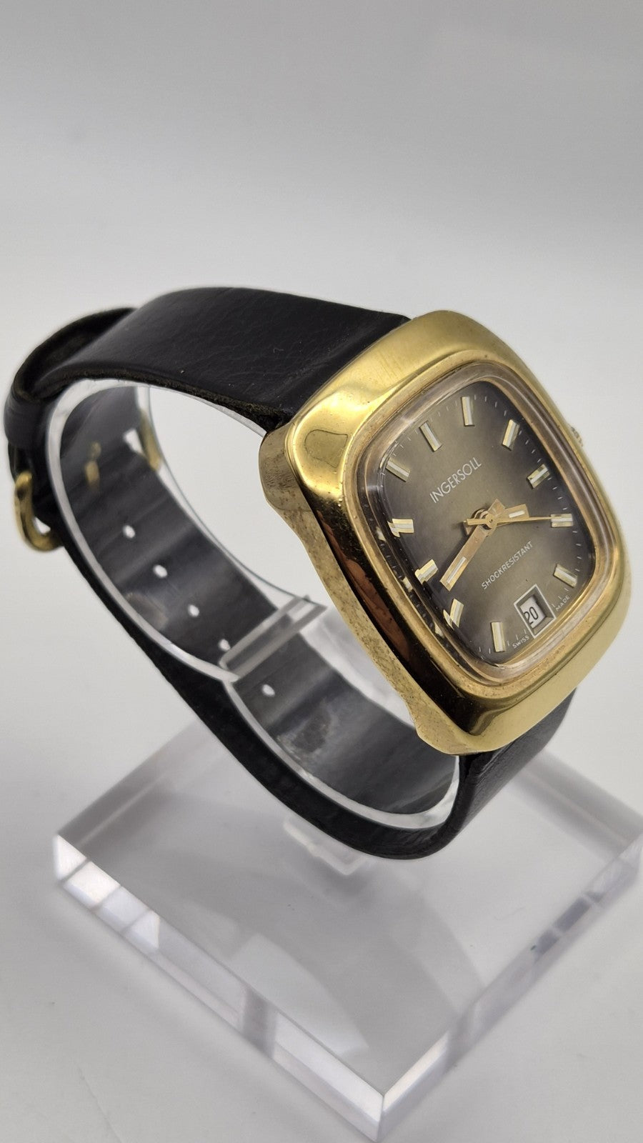 vintage men's Ingersoll Shock-Resistant manual-wind mechanical wristwatch2
