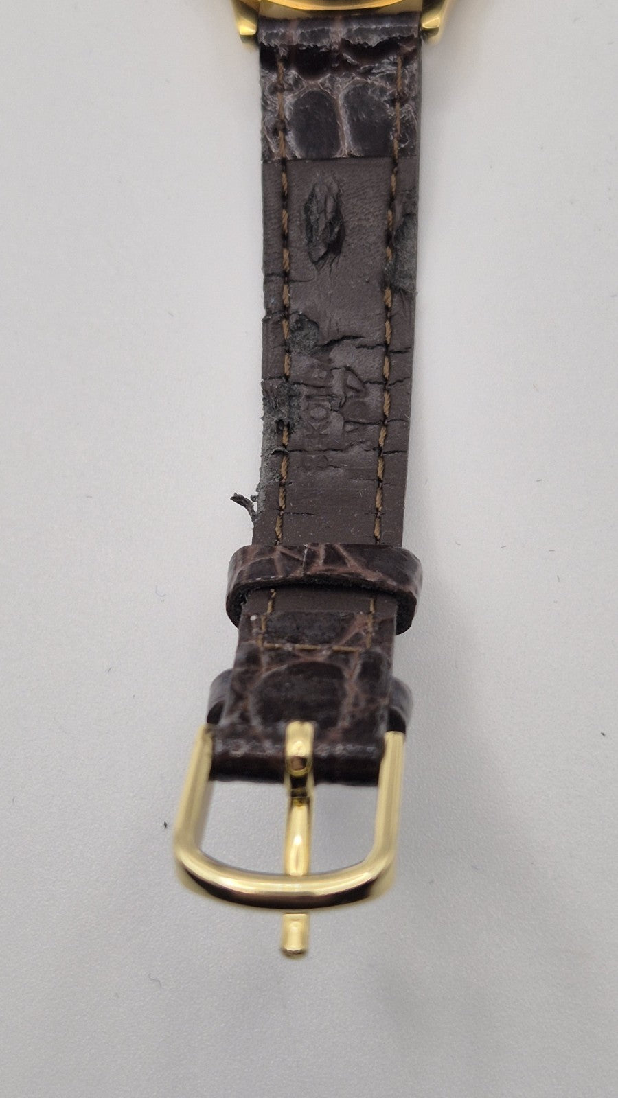 Sekonda Classic Quartz Watch with a gold-plated case and a brown, croc-effect...14