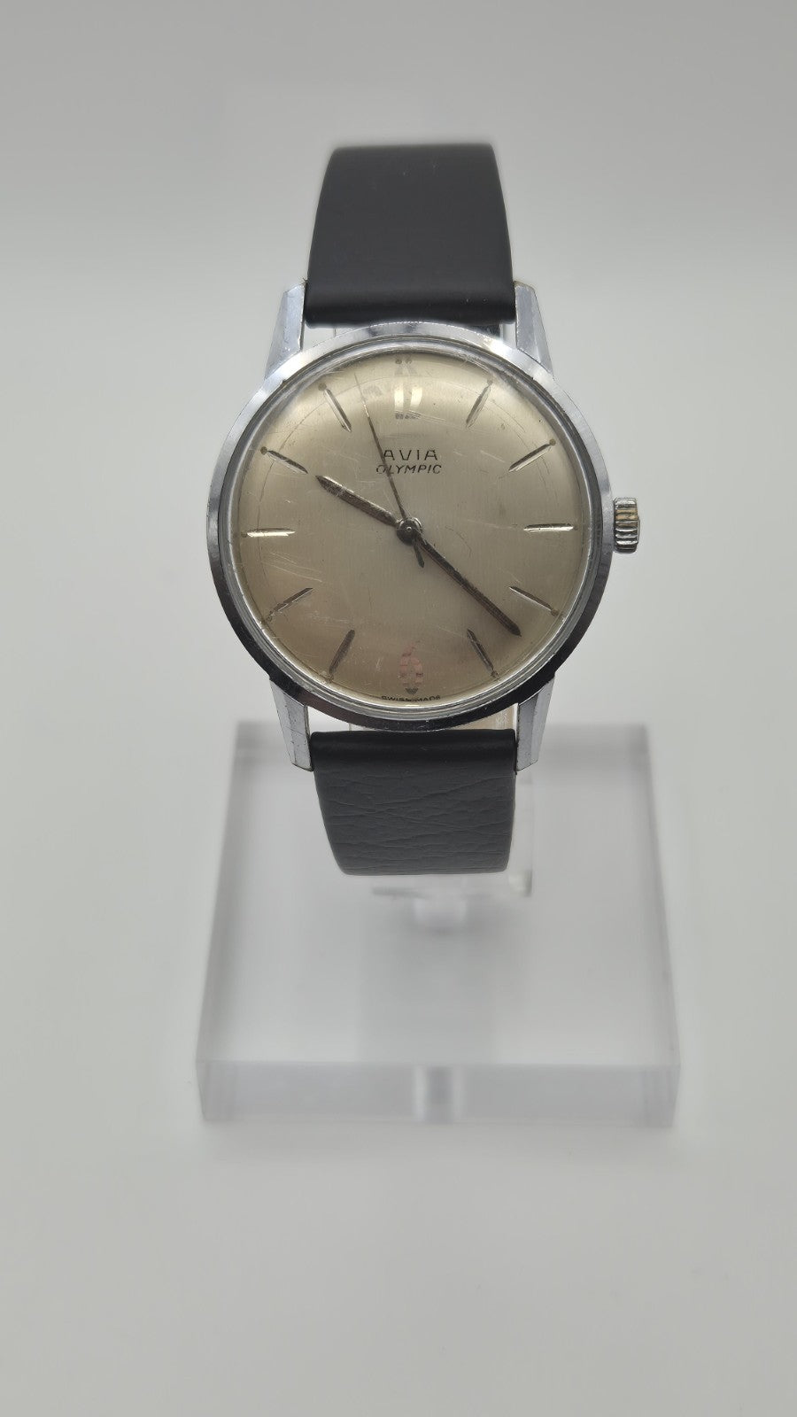 Avia  Mens Olympic  Swiss Made Vintage Mechanical Watch0