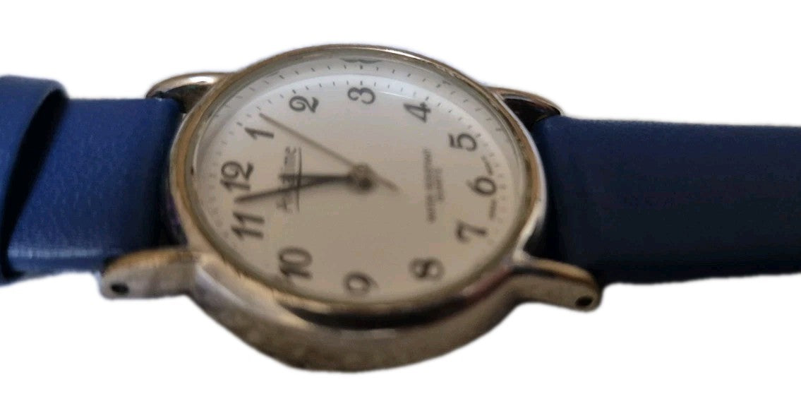 Aviatime Ladies Quartz Wristwatch1