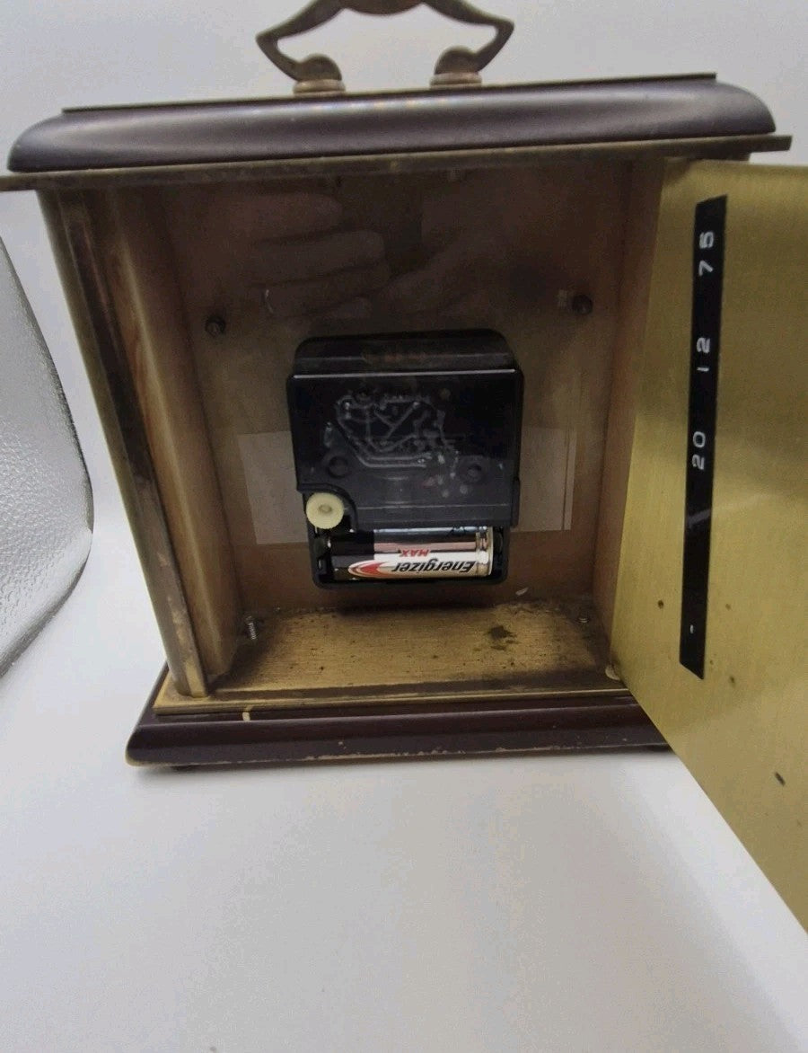 Vintage Metamec Mantle Clock In Gold With Wood Brass & Marble. Roman numerals5
