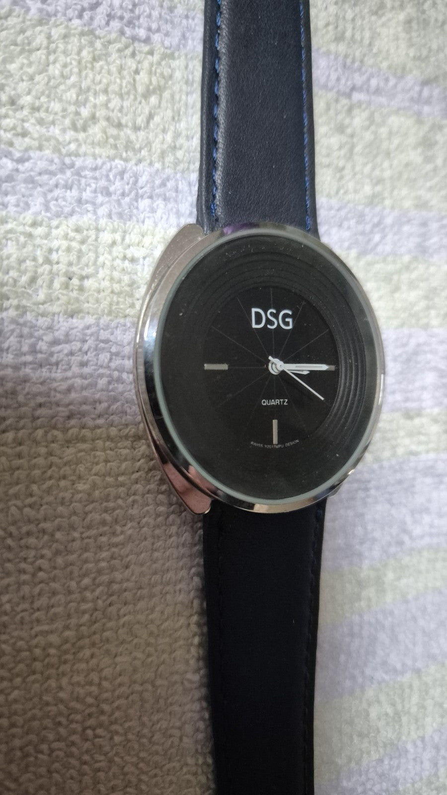 DSG Quartz Wristwatch1